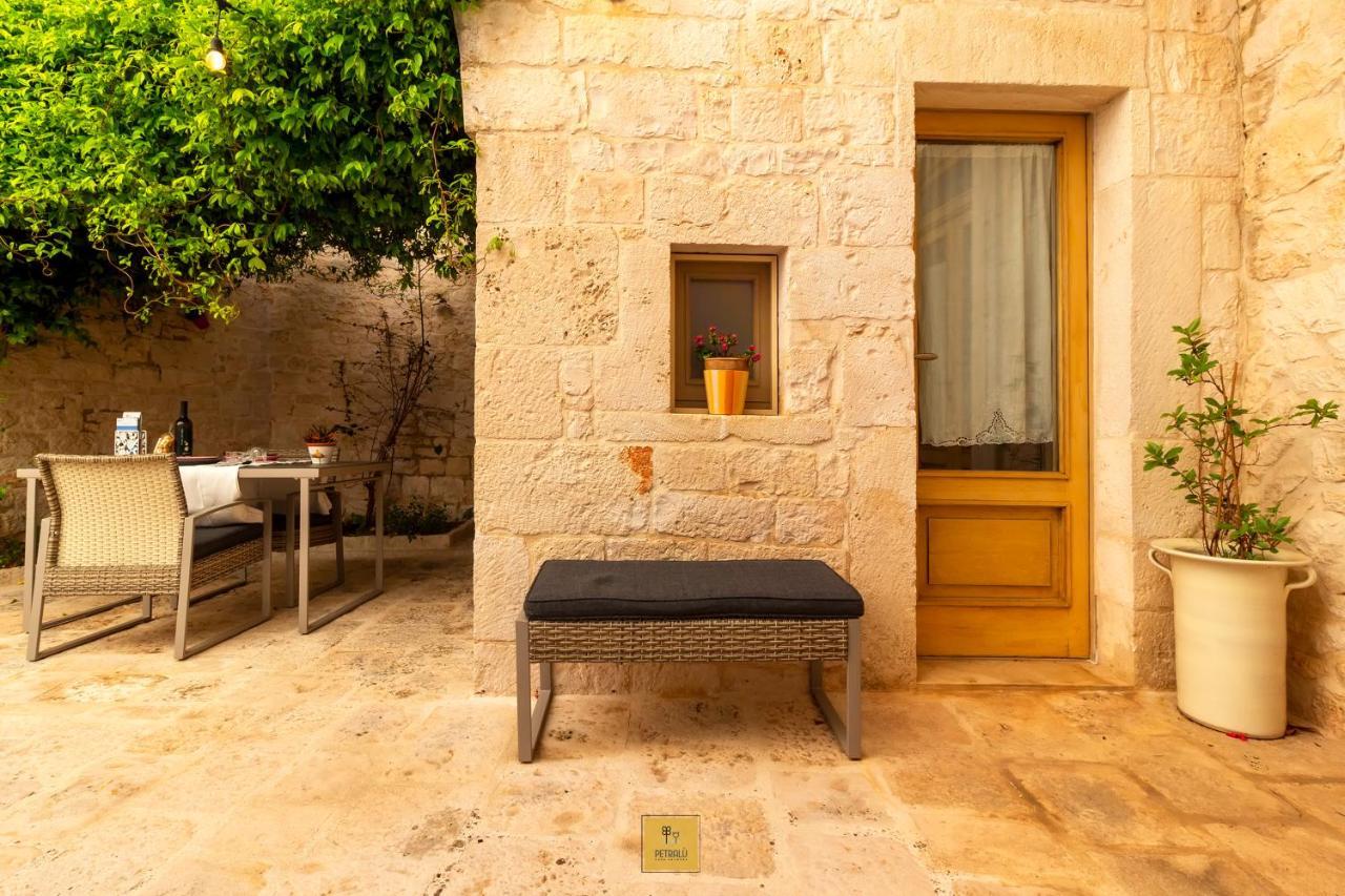Petralu By La Puglia In Un Trullo Villa Locorotondo Exterior photo